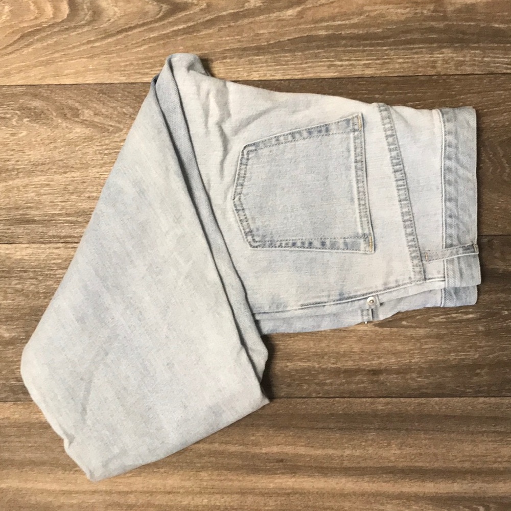 NWOT Gap Mom Jeans